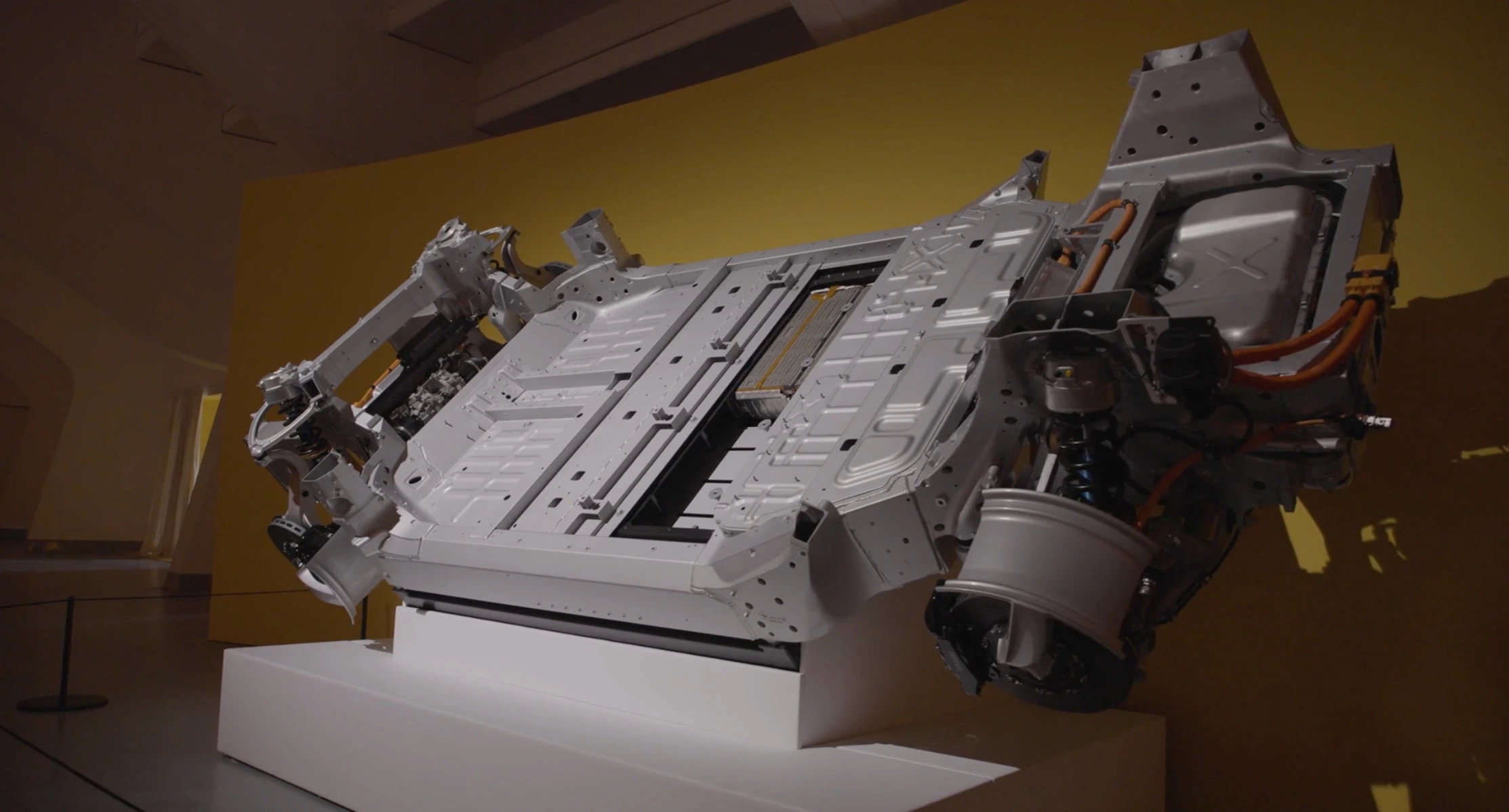 Ferrari Luce powertrain HD photo — four-motor electric drivetrain layout