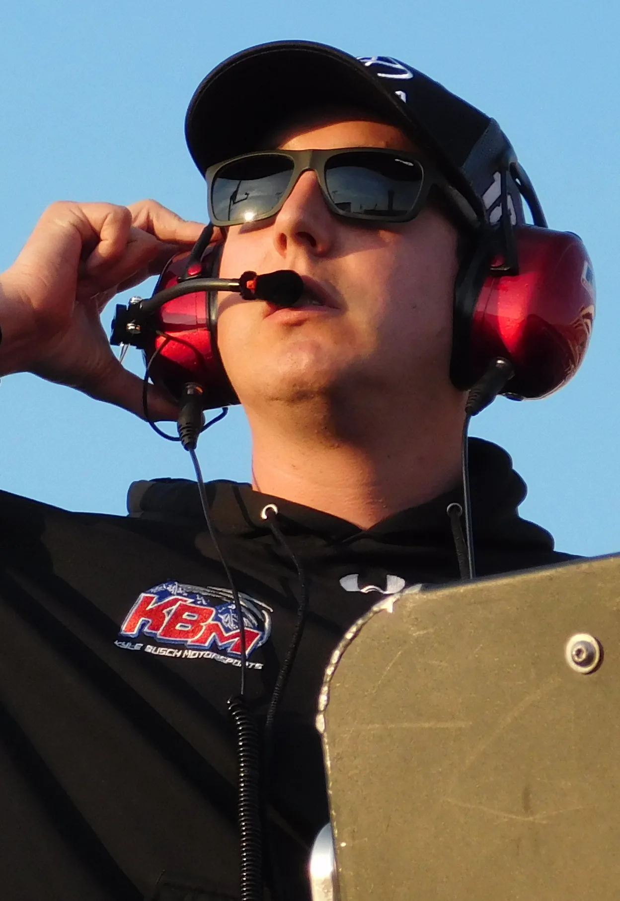 Kyle Busch at Dover International Speedway in 2016, photographed in his role as team owner of Kyle Busch Motorsports