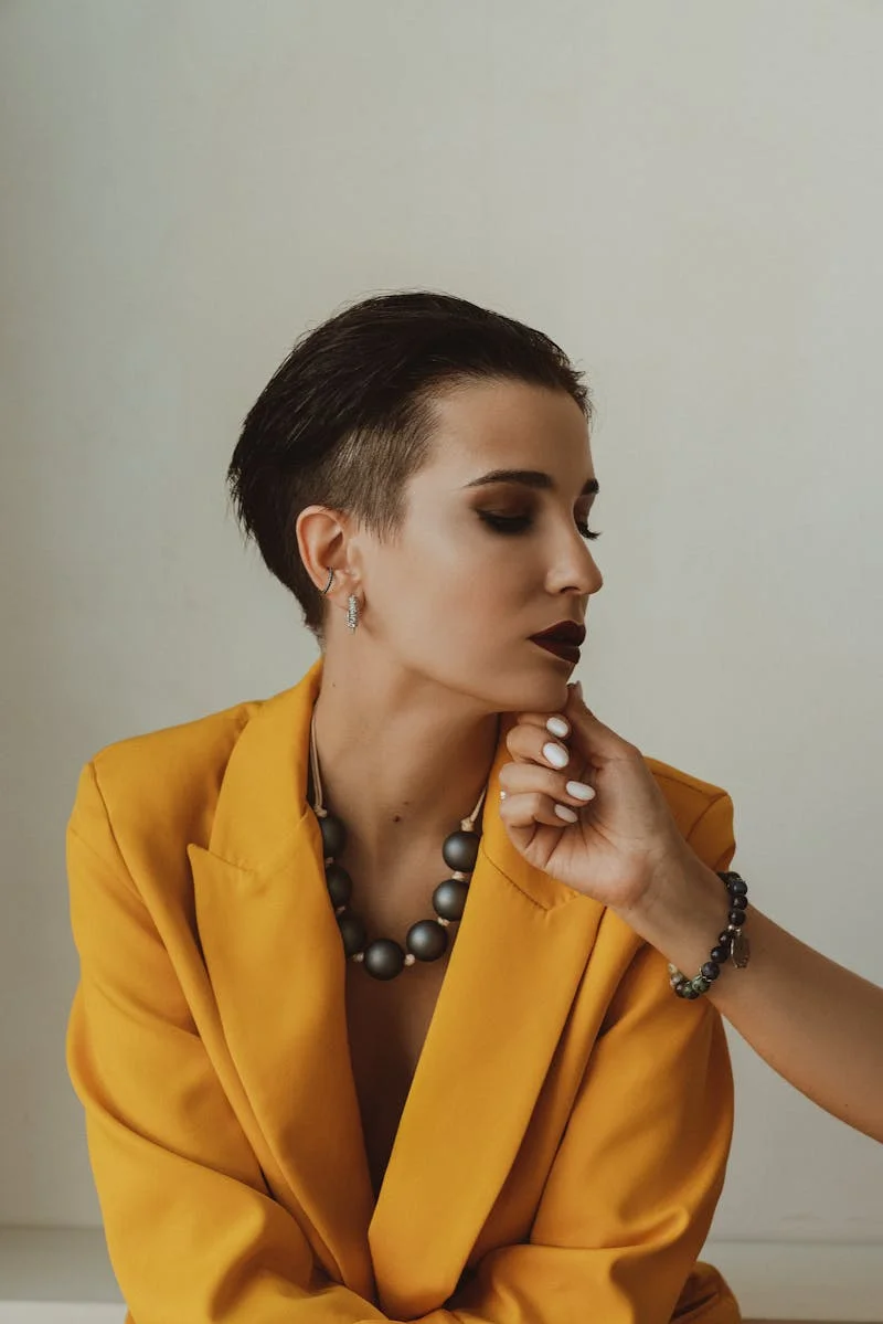 Short hairstyle inspiration for women — find your perfect look