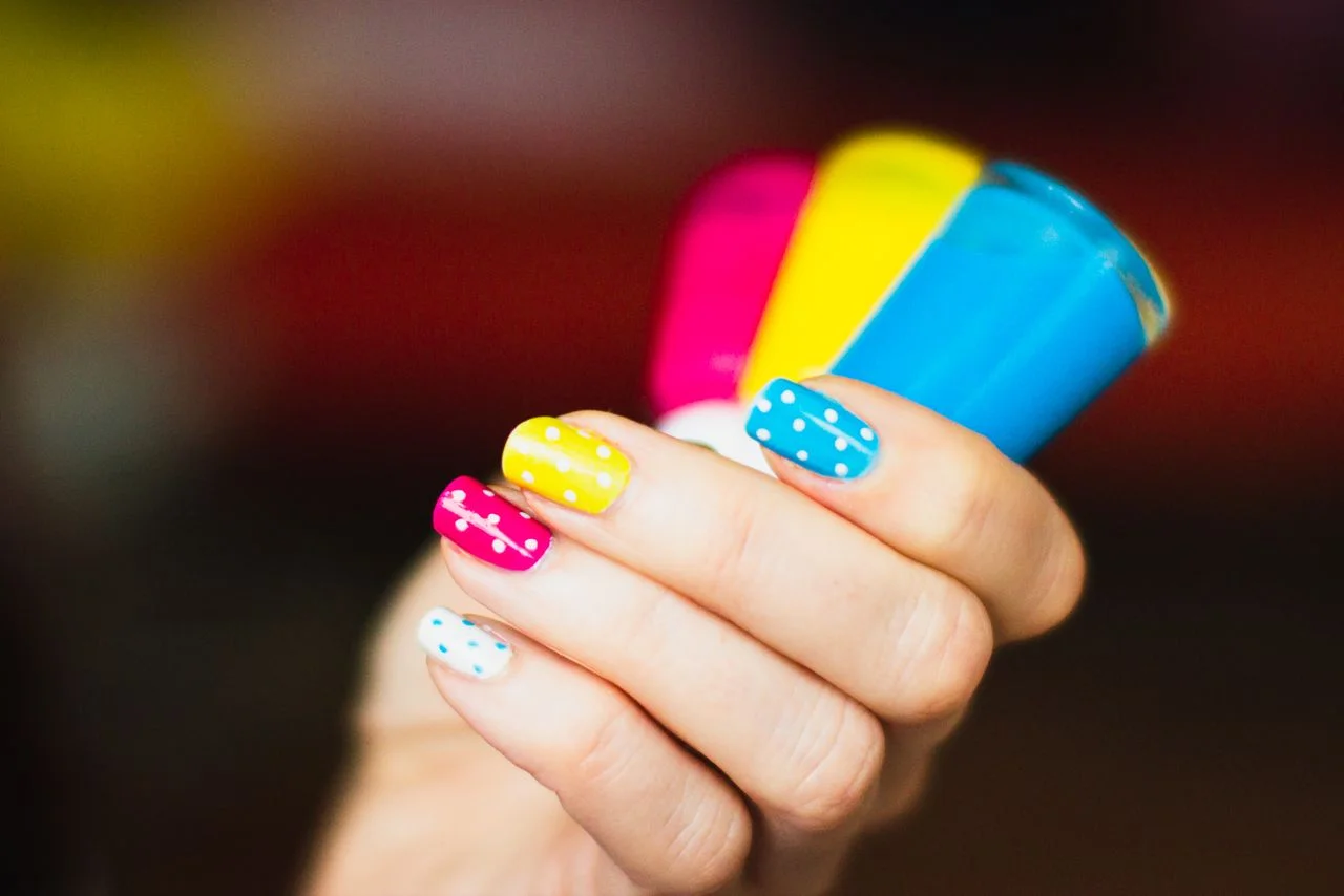 Tropical summer nail art and inspiration ideas